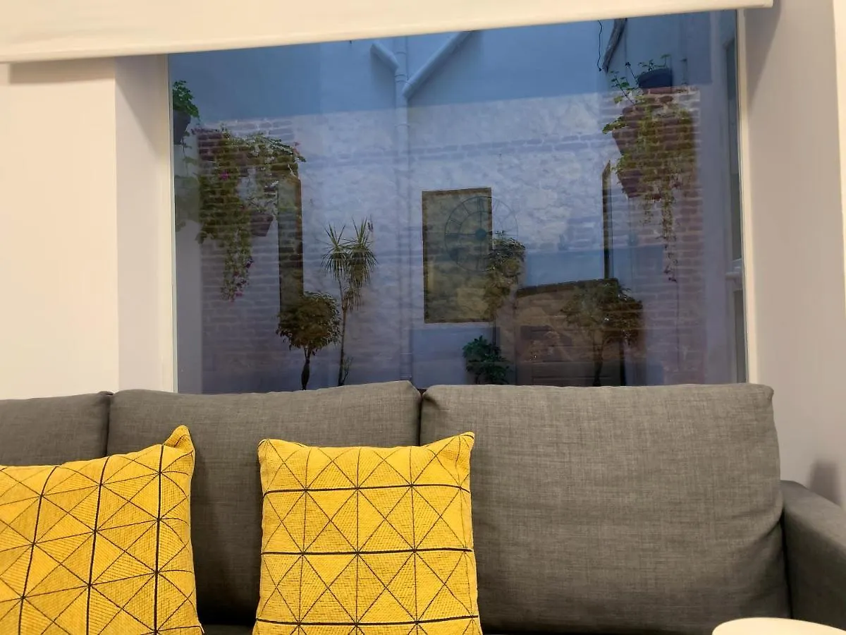 Home Up Qurtuba Córdova Apartamento